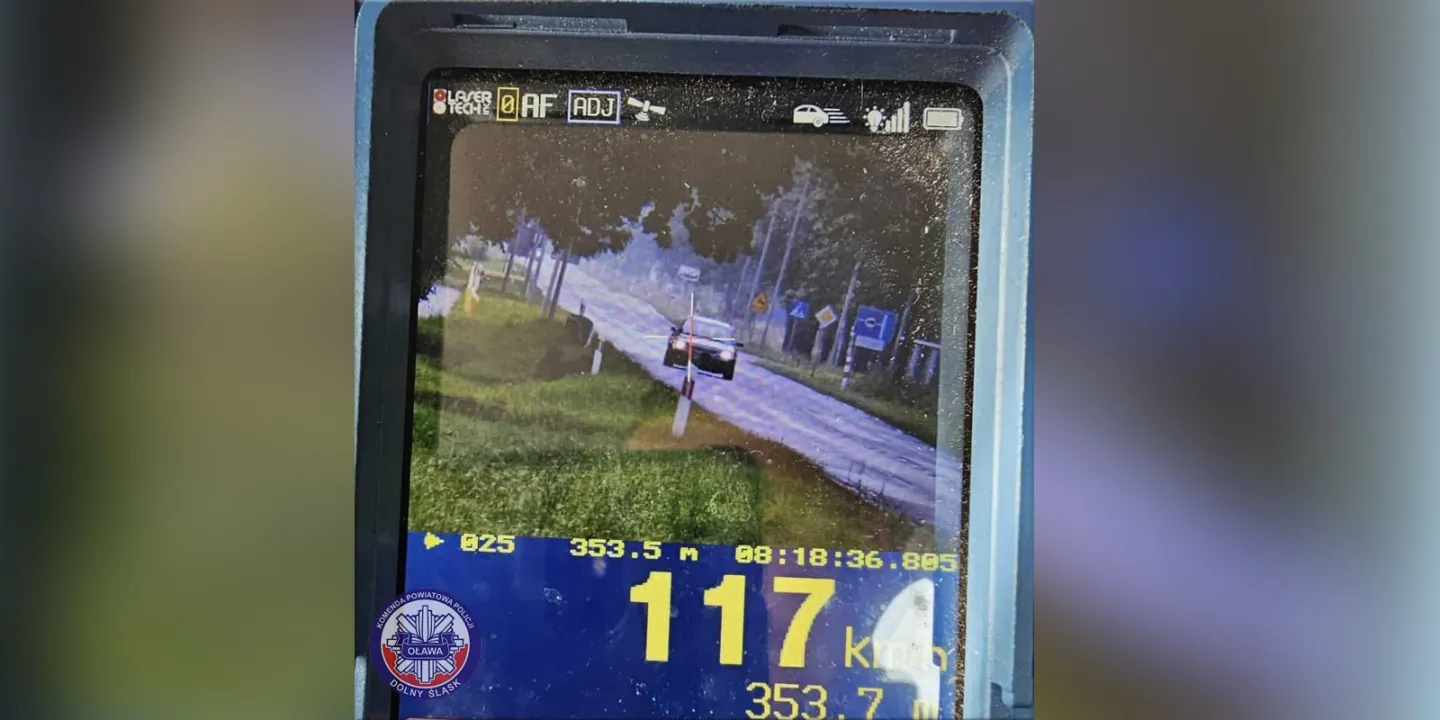 Bez prawa jazdy i badań technicznych, jechał ponad setkę w terenie zabudowanym