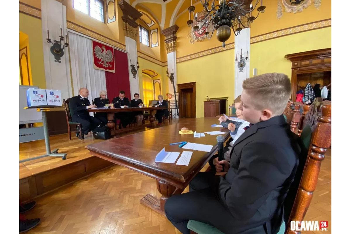 Najlepsi w konkursie wiedzy o pożarnictwie 