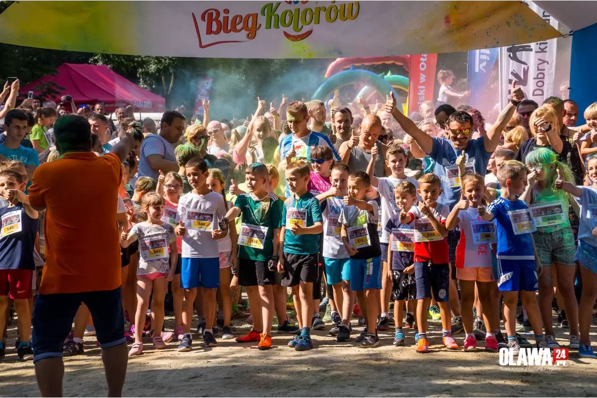Na sportowo i radośnie. IV Bieg Kolorów [GALERIA]