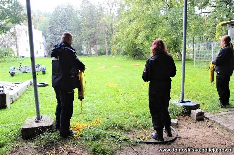 Uczniowie z wizytą we wrocławskim Komisariacie Wodnym 