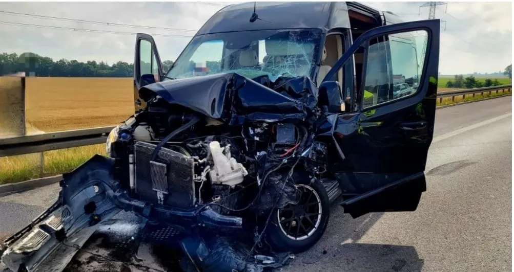 Trzy kolizje na autostradzie. Powód? Niezachowanie odpowiedniej odległości