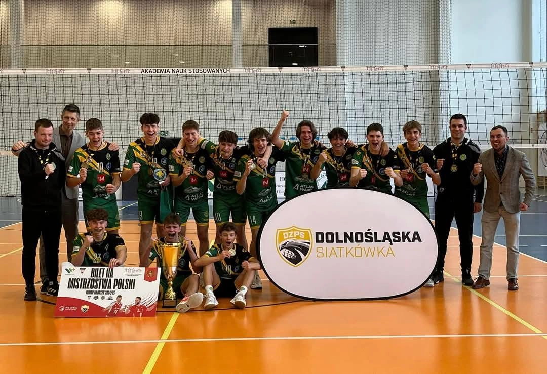 Juniorzy młodsi IM Rekord Volley Jelcz-Laskowice najlepsi na Dolnym Śląsku!