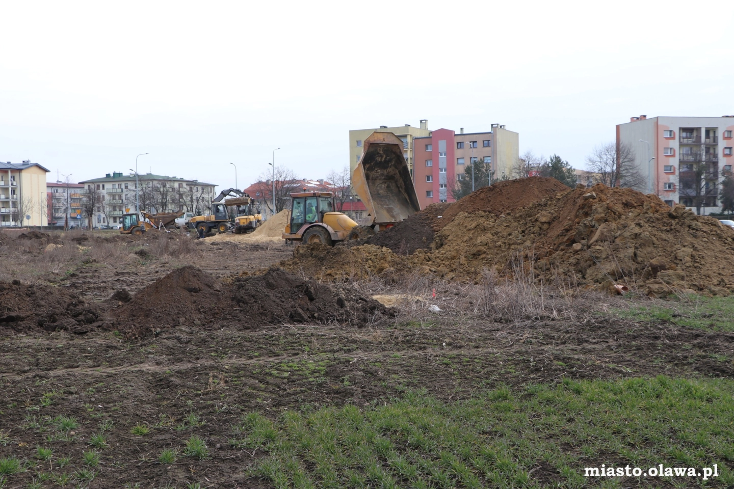 Trwają prace przy budowie centrum przesiadkowego
