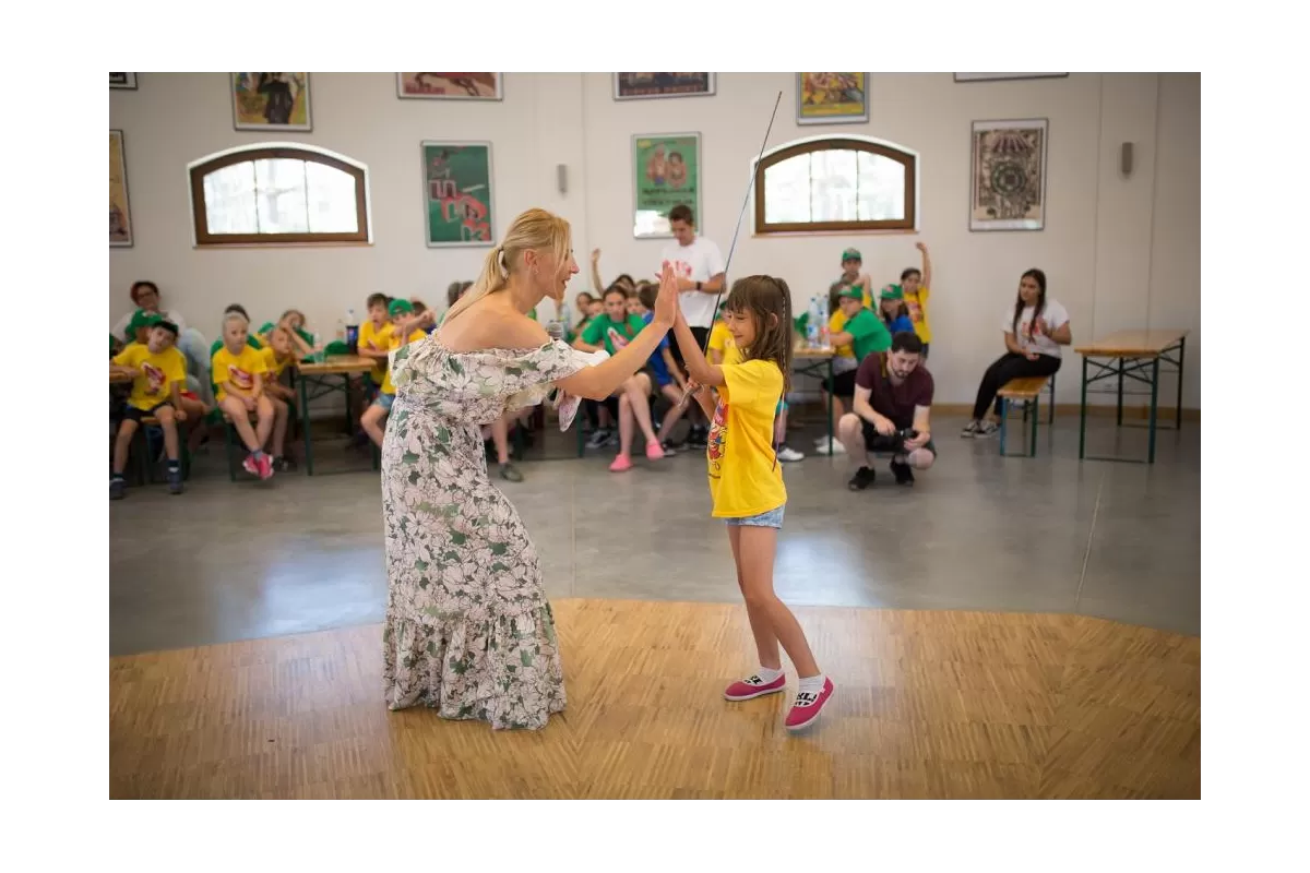 Dzieci z powiatu oławskiego pojadą na „Wakacje z Muszkieterami”