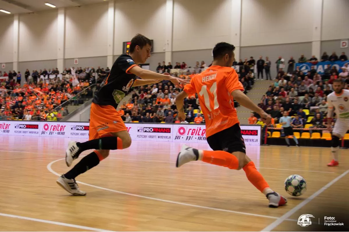 FC Toruń minimalnie wygrywa w Jelczu-Laskowicach. Orzeł kończy rundę na podium