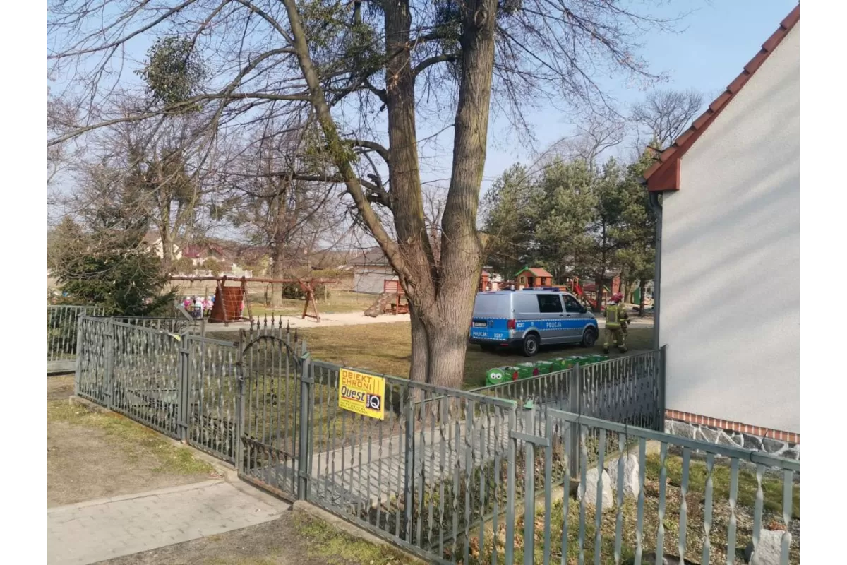 Kolejny mail o nieznanym ładunku. Ewakuacja przedszkola 
