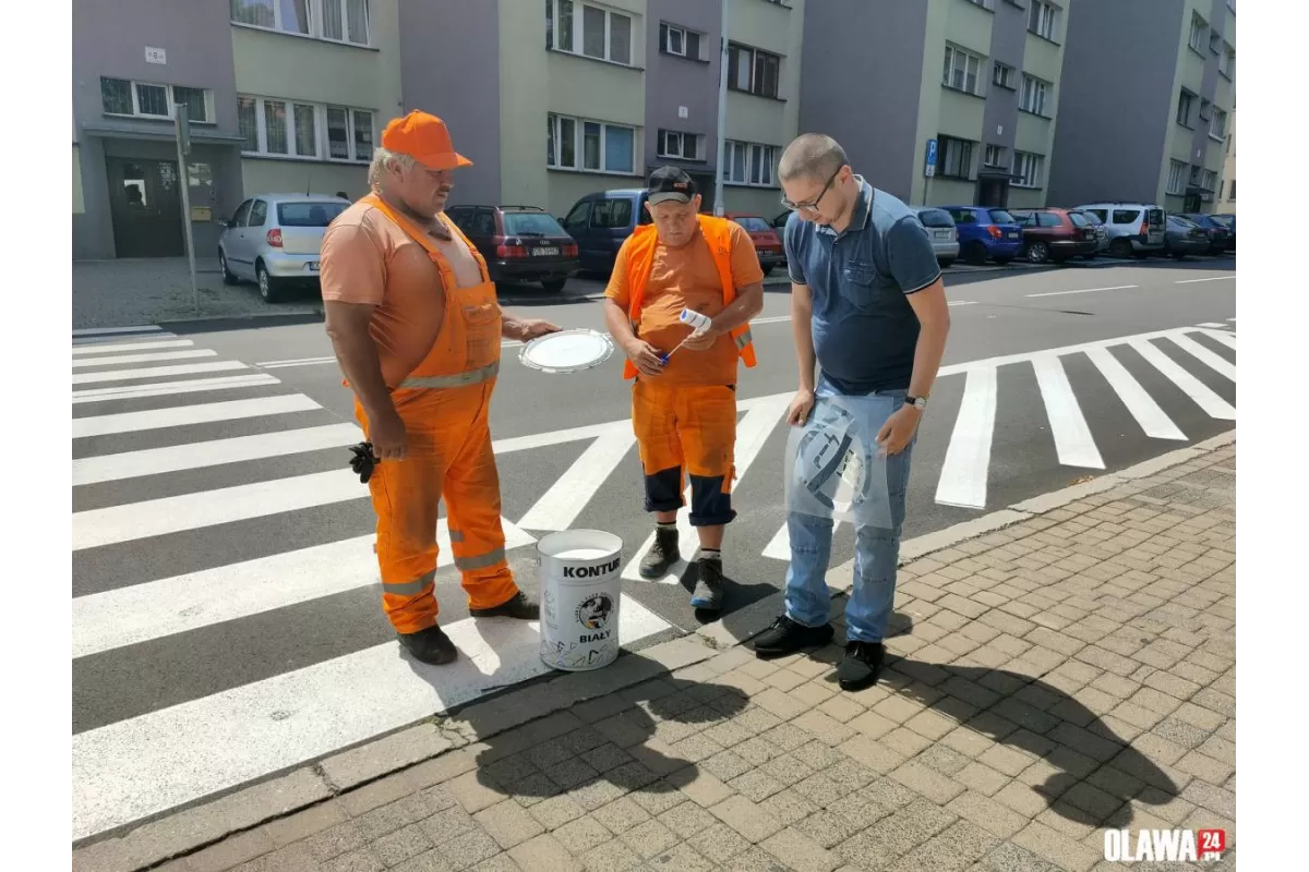 Akcja dla pieszych. Wyłącz telefon, włącz myślenie