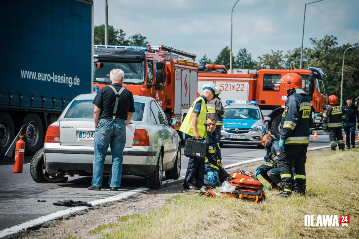 Poważny wypadek na Opolskiej, droga zablokowana