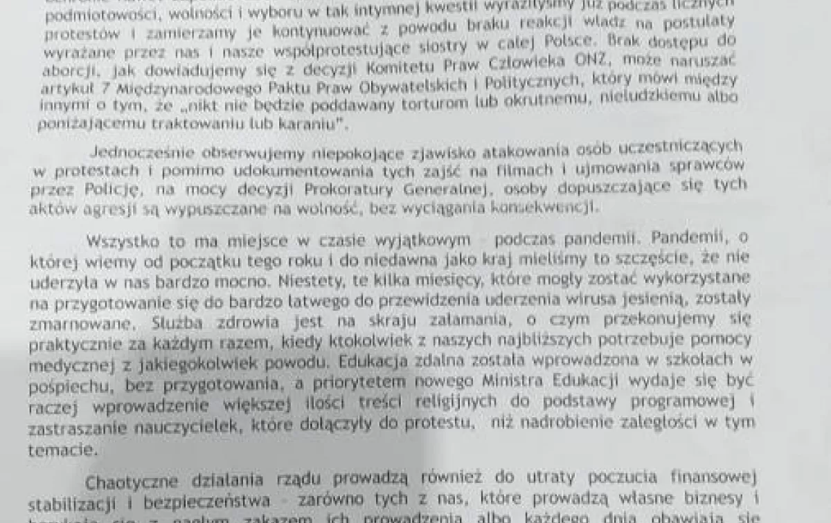 Nie jest członkiem partii PiS. Otrzymał list od oławianek biorących udział w proteście
