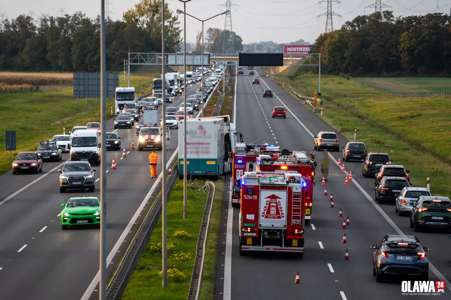 Uwaga kierowcy. Zdarzenie na A4 
