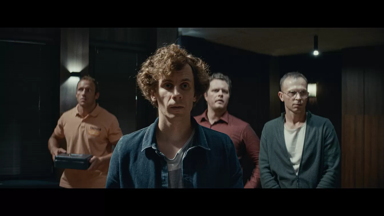 Przewrotna czarna komedia. Film „Samiec Alfa” w GO KINO!