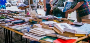 Kiermasz Dobrej Książki. Wesprzyj Stowarzyszenie Pomocy Dzieciom Tęcza
