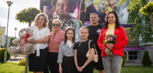 Oława: Maja Mecan symbolicznie odsłoniła swój mural
