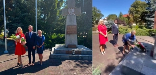 Święto Wojska Polskiego w Oławie. Złożono kwiaty pod Pomnikiem Losów Ojczyzny