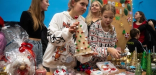 Świąteczny Kiermasz w oławskiej dwójce