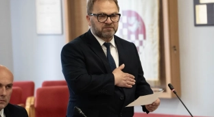 Starosta w Radzie Nadzorczej ZWiK. Na sesji padły pytania o konflikt interesów