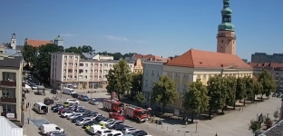 Ewakuacja Ratusza w Oławie. Sesja Rady Miejskiej została przerwana