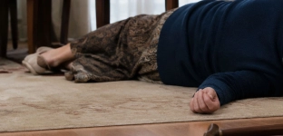 Sąsiedzi uratowali życie 92-letniej mieszkance Oławy. Pomoc dotarła w ostatniej chwili