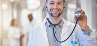 Czy warto wybrać studia medyczne poza Polską? Sprawdź!