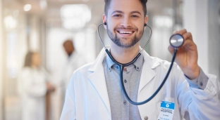 Czy warto wybrać studia medyczne poza Polską? Sprawdź!