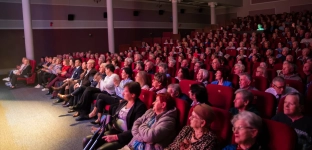 Muzyczny Dzień Seniora w Oławie. Zaśpiewała Anna Żebrowska