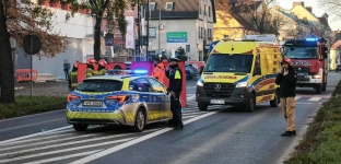Śmiertelne potrącenie na pasach. Droga jest zablokowana
