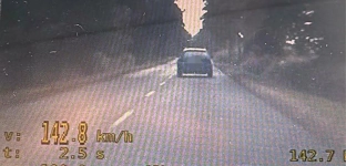 142 km/h w Kopalinie. Kierowca stracił prawo jazdy na trzy miesiące