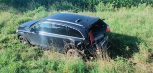 Samochodem ciężarowym w osobówkę. Jedna osoba trafiła do szpitala