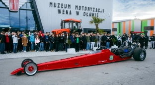 Dragster z historią: Oława staje się domem dla legendarnego pojazdu wyścigowego