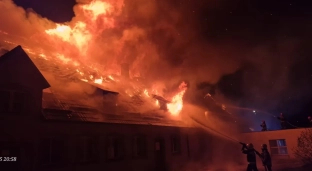 Miasto przekaże pieniądze na odbudowę doszczętnie spalonej szkoły