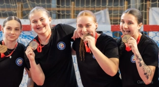 Natasza Łagocka z drużyną zdobyły brąz w Mistrzostwach Polski w piłce ręcznej!