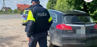 Wpadł podczas akcji prędkość. Jechał bez uprawnień i badań technicznych