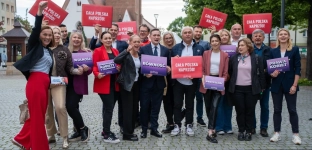 Przyszli na Rynek by wspierać Rafała Trzaskowskiego i mobilizować mieszkańców do głosowania