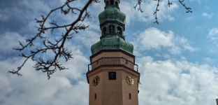 Zobacz wieżę ratuszową z przewodnikiem. Trwają zapisy