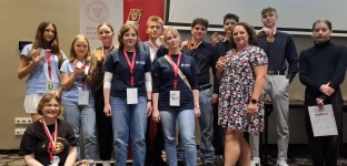 Sukces młodych pasjonatów historii w ogólnopolskim finale Ligii Planszówek IPN