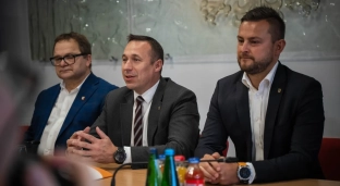 Marszałkowie Dolnego Śląska z wizytą w Oławie. Tematem zdrowie i drogi