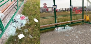 Kolejna wybita szyba na przystanku autobusowym!
