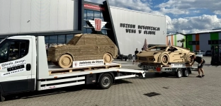 Do Muzeum Motoryzacji Wena wjechały… kartonowe cuda!