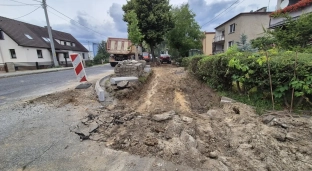 Na Bażantowej trwa remont chodników