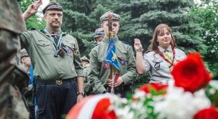 Oława oddała hołd Powstańcom Warszawskim! Historia uczy, wolność nie jest dana raz na zawsze [ZDJĘCIA]