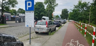 Nowy regulamin parkingów w Jelczu-Laskowicach. Samochody na sprzedaż? Lepiej nie ryzykować odholowania