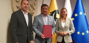 Umowa podpisana. W gminie powstanie zbiornik retencyjno-rozsączający