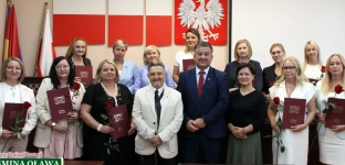 Nowi nauczyciele mianowani i dyrektorzy w gminie Oława