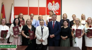 Nowi nauczyciele mianowani i dyrektorzy w gminie Oława