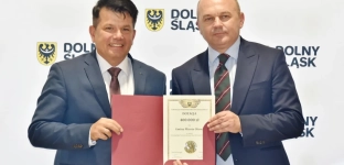 Duże dofinansowanie na modernizację boiska piłkarskiego w Oławie