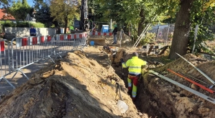 W Nowym Górniku rozpoczęła się budowa chodnika