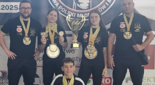 Mistrzowie z Wierzbna z 12 złotymi medalami i 10 rekordami Polski