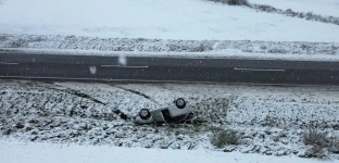 Zima nie odpuszcza. Kierowcy zachowajcie ostrożność na drogach