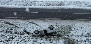 Zima nie odpuszcza. Kierowcy zachowajcie ostrożność na drogach