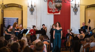 W cieniu korony. Barokowy wieczór w Oławie zachwycił